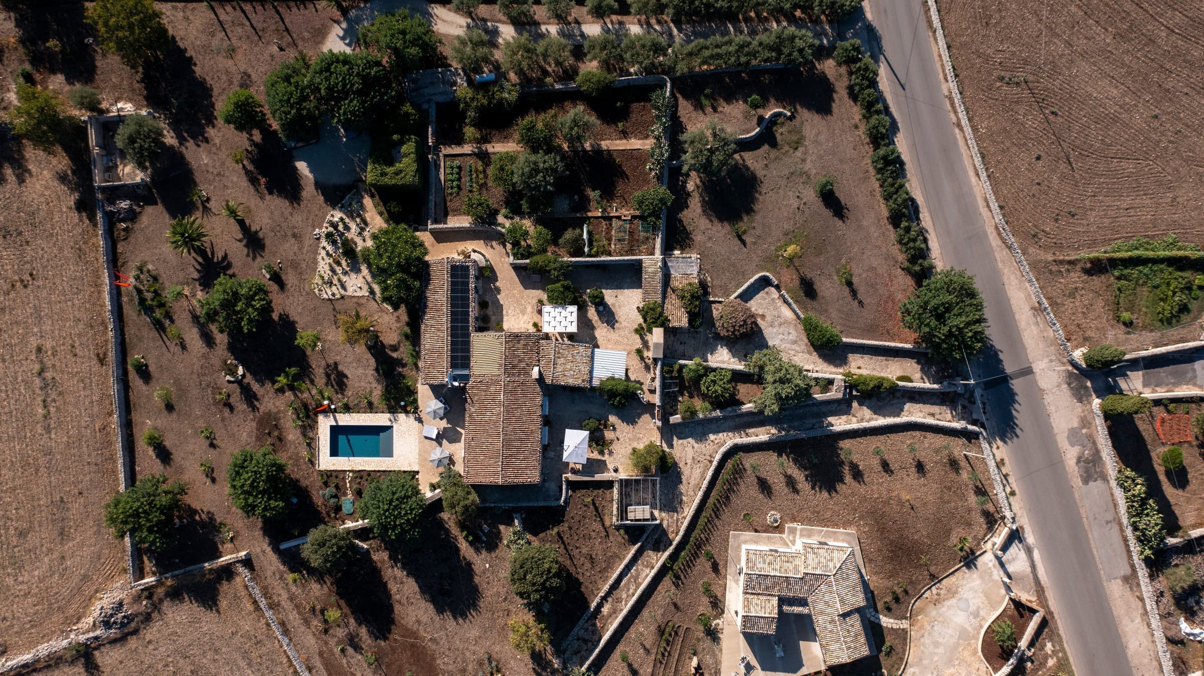 Il Carato aerial view of the property